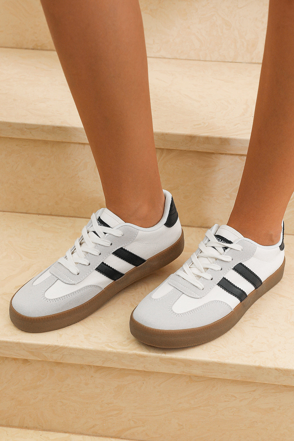 Clean Girl Classic Sneakers