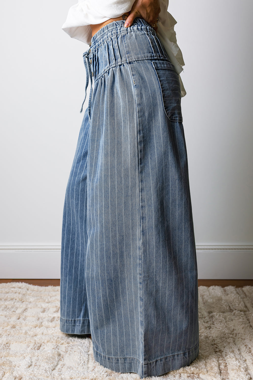 Pleated Casual Wide Leg Jeans