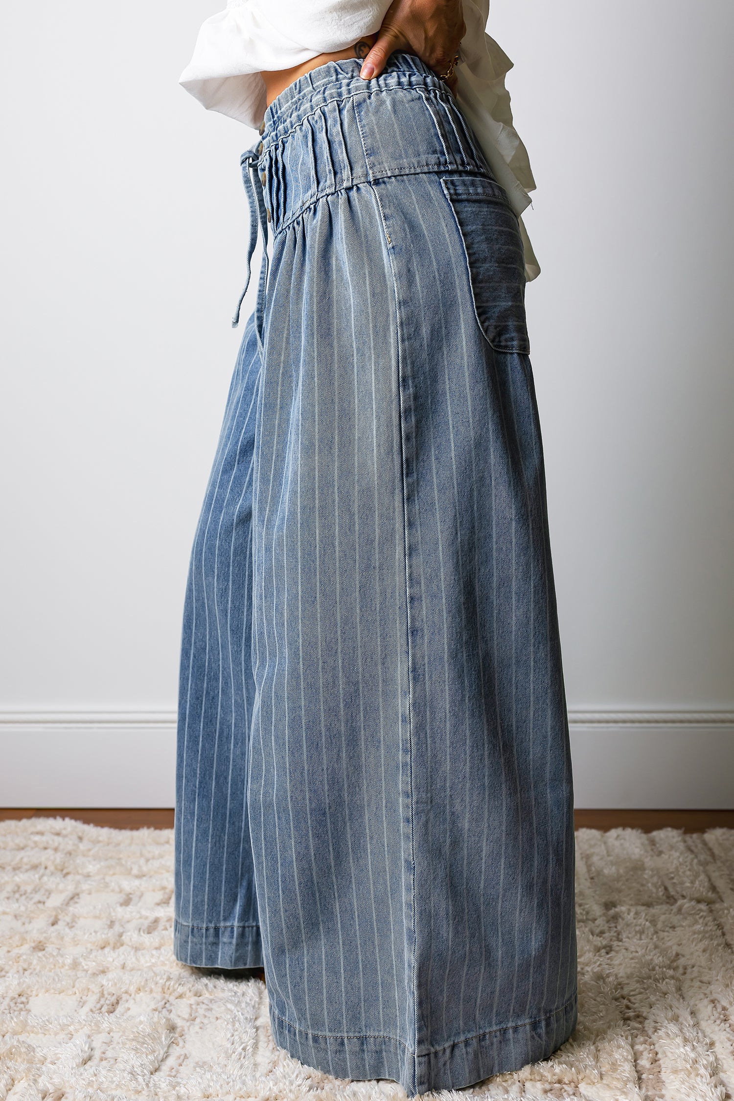 Pleated Casual Wide Leg Jeans