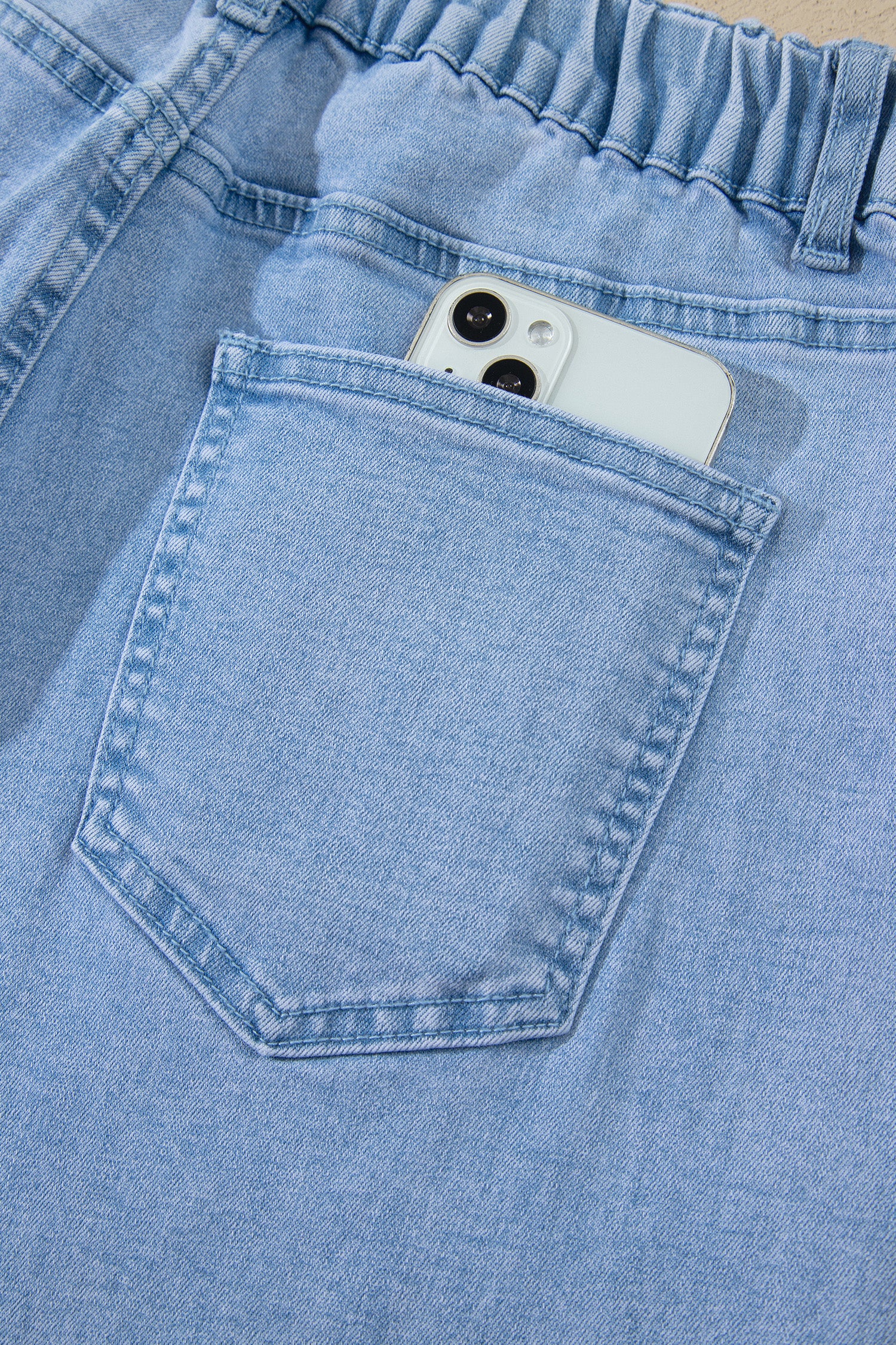 Four Leaf Clover Solid Color Square Patch Pocket Ankle-length Barrel Jeans