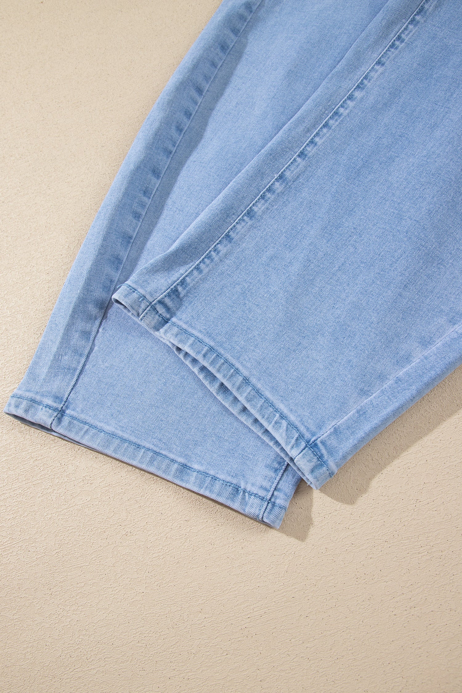 Four Leaf Clover Solid Color Square Patch Pocket Ankle-length Barrel Jeans