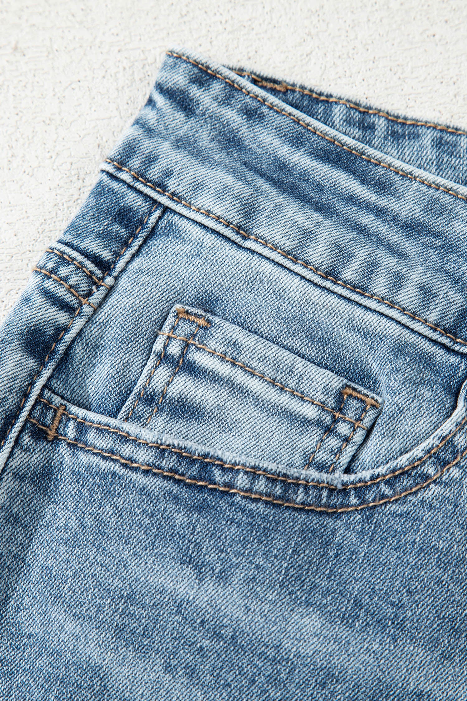 Ripped Open Knee Fit Flare Jeans
