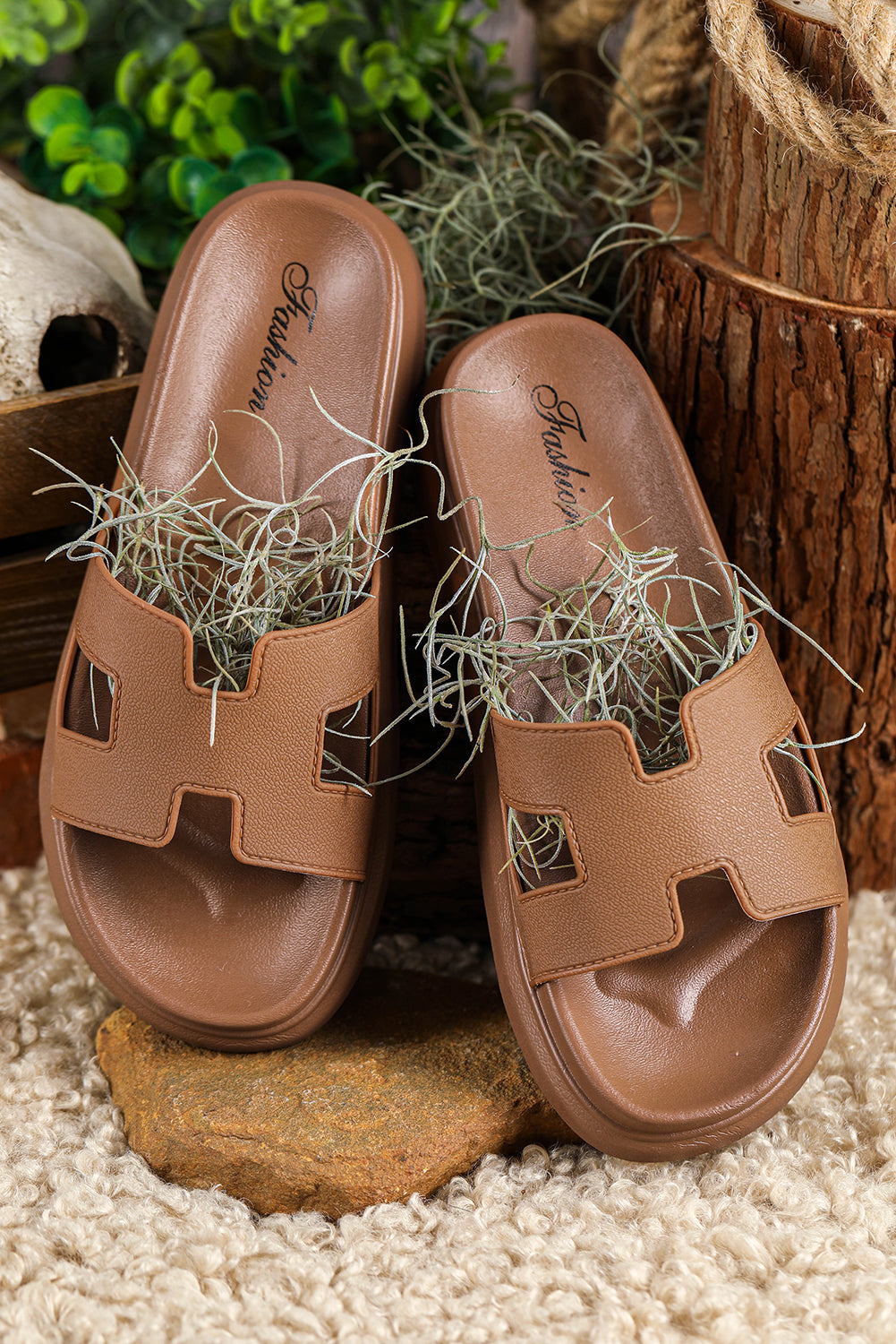 Luxe H Cut Platform Slides