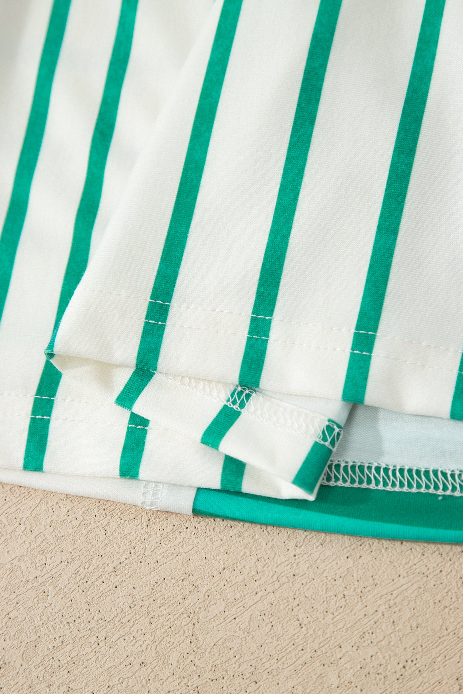 Green Stripe Colorblock 3/4 Sleeve Loose T Shirt