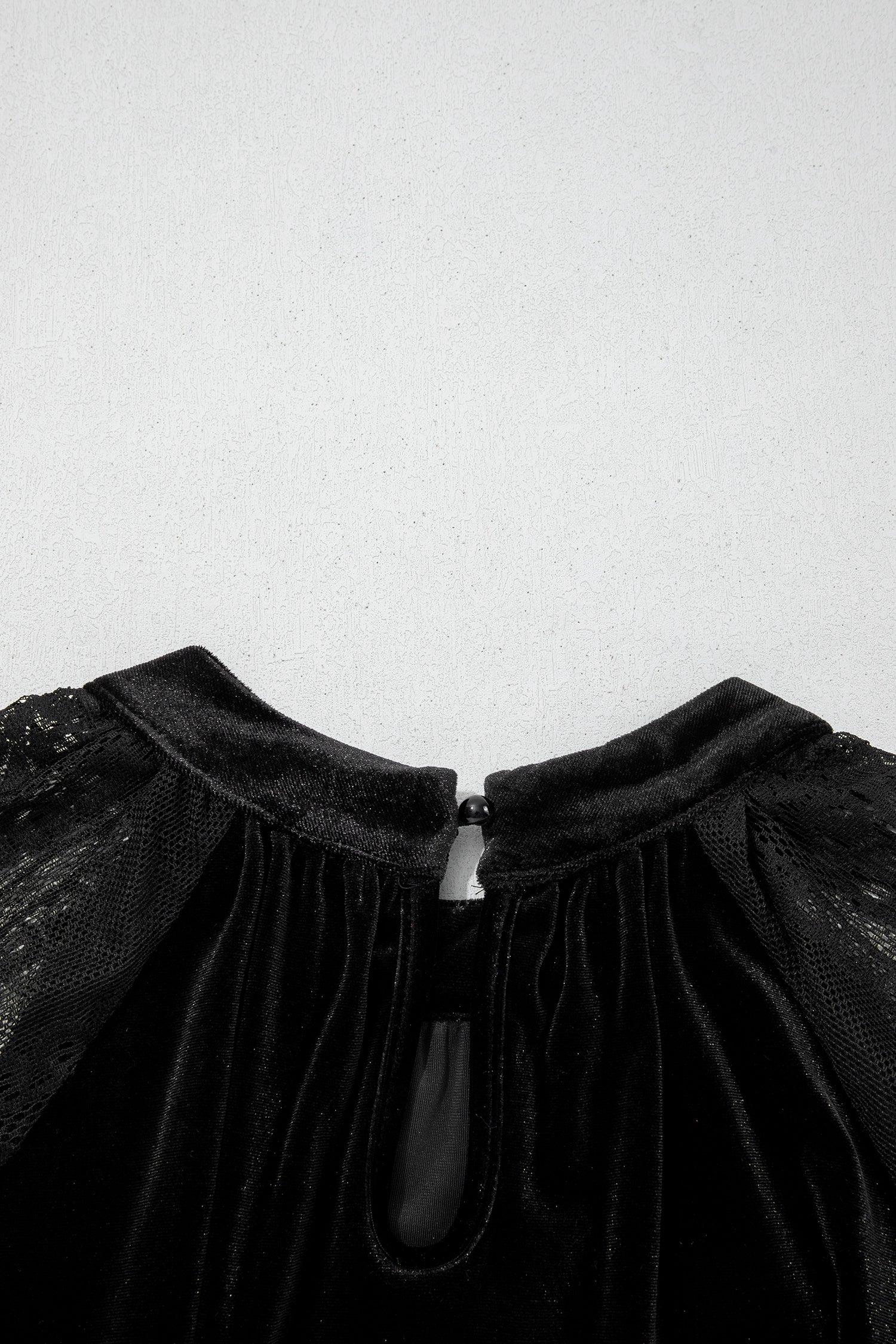 Color Black Solid Color Sheer Lace Long Sleeve Patchwork Stand Neck Velvet Blouse