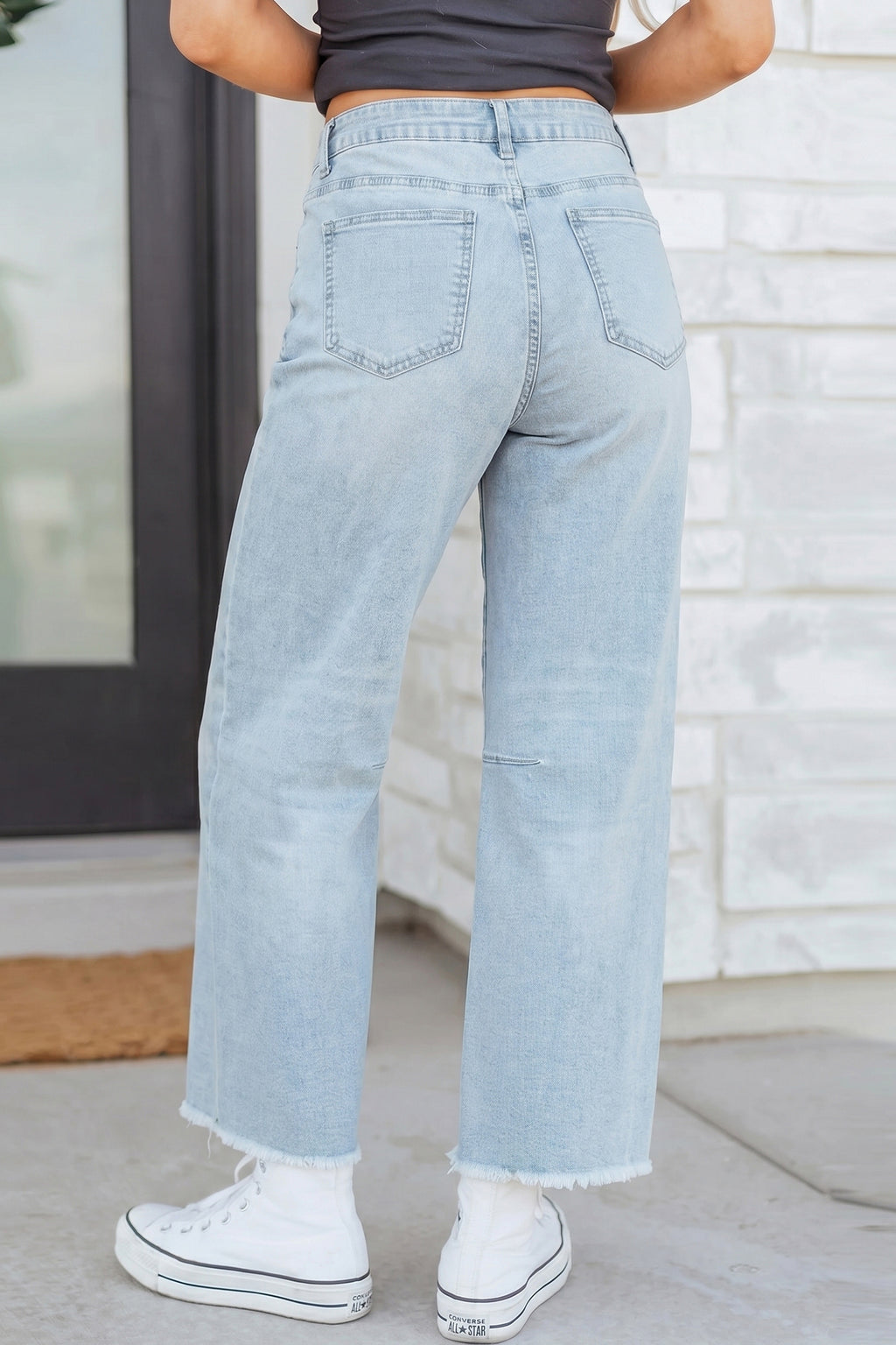 Cropped Straight Jeans