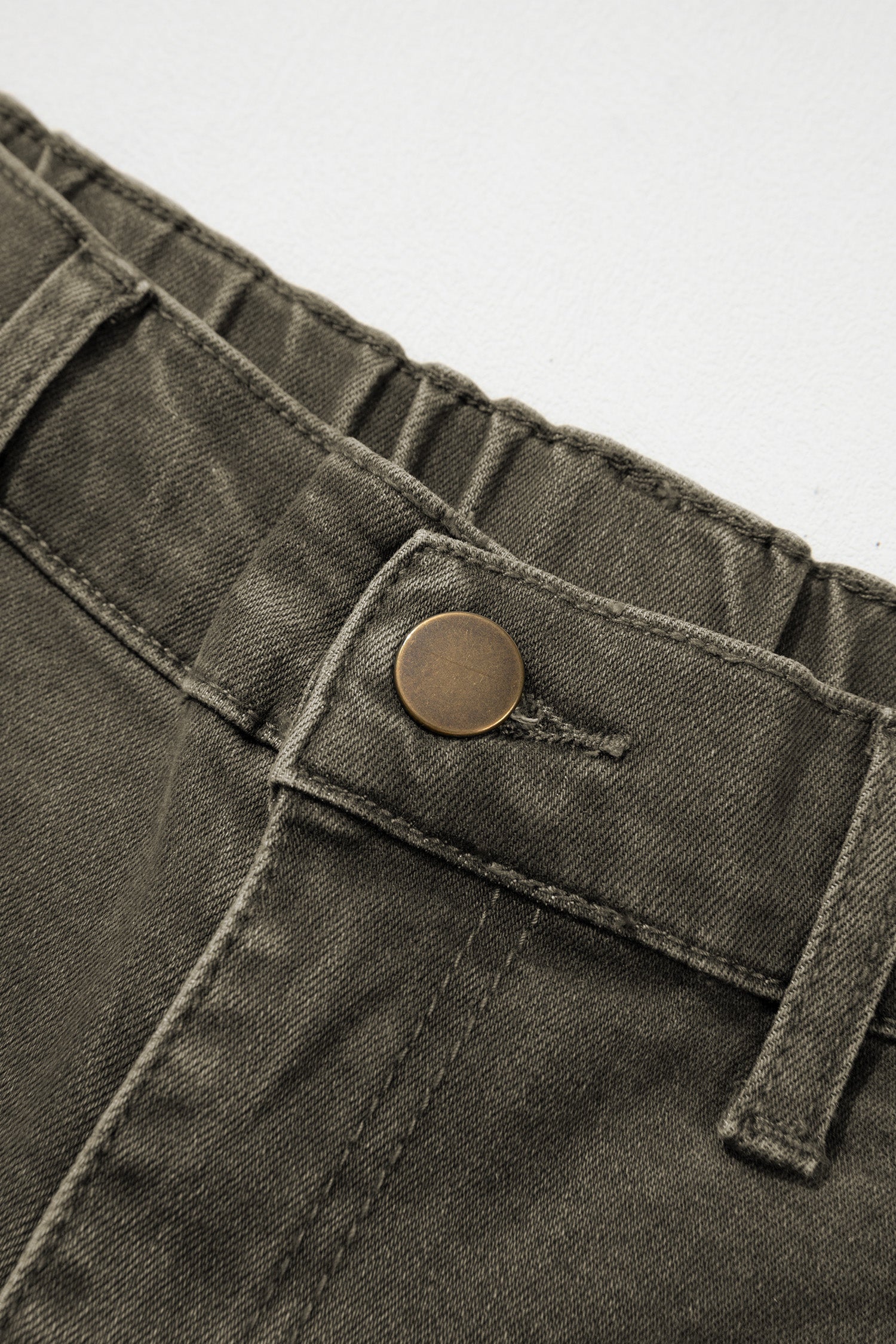 Four Leaf Clover Solid Color Square Patch Pocket Ankle-length Barrel Jeans