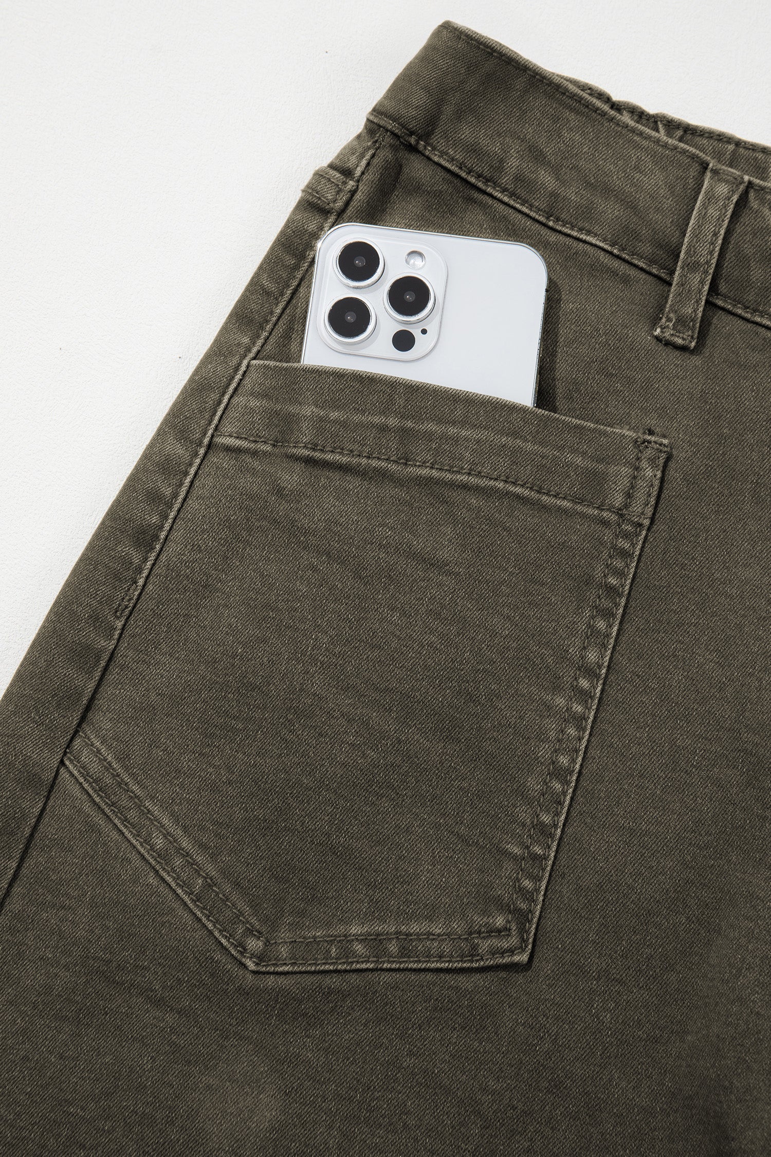 Four Leaf Clover Solid Color Square Patch Pocket Ankle-length Barrel Jeans