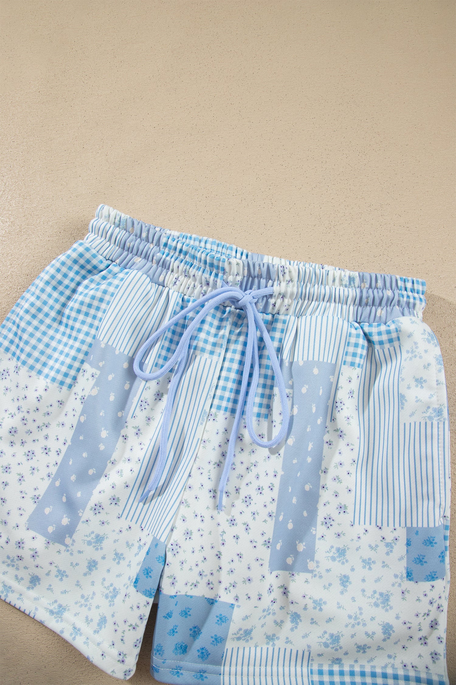 Light Pink Patchwork Floral Print Drop Shoulder Baggy Pullover Drawstring Shorts Set