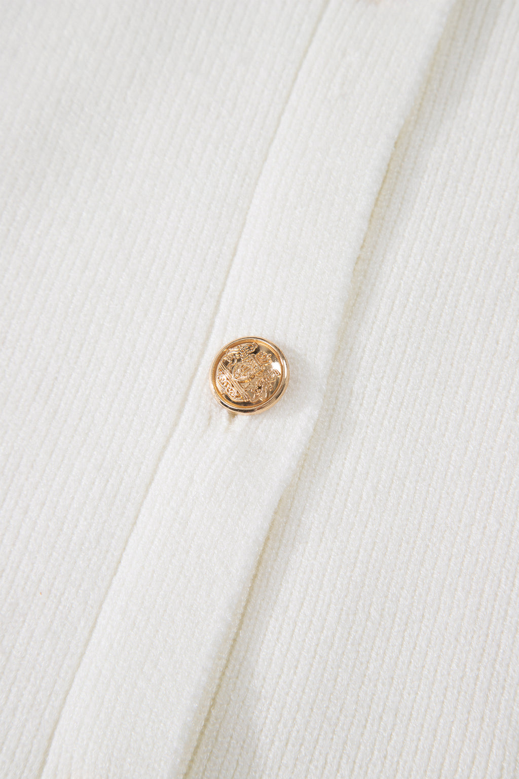 White Solid Color Sleeveless Knit Button Pocketed Sweater