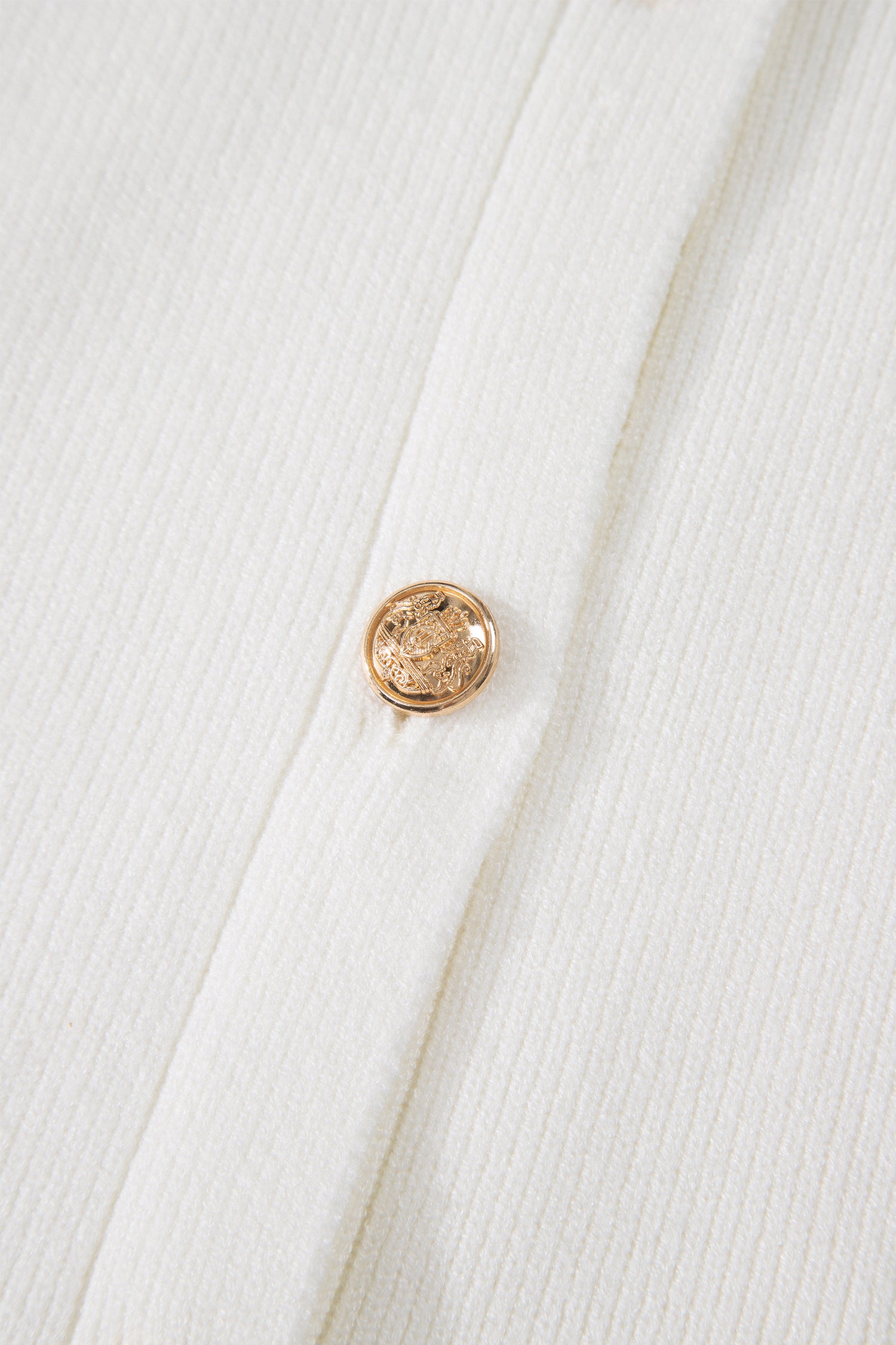 White Solid Color Sleeveless Knit Button Pocketed Sweater