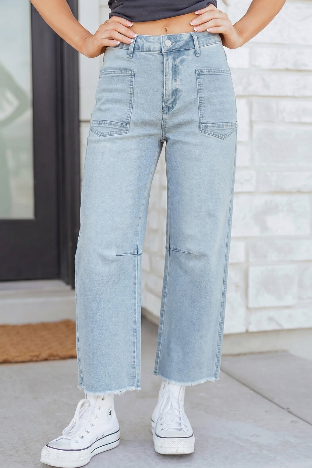 Cropped Straight Jeans