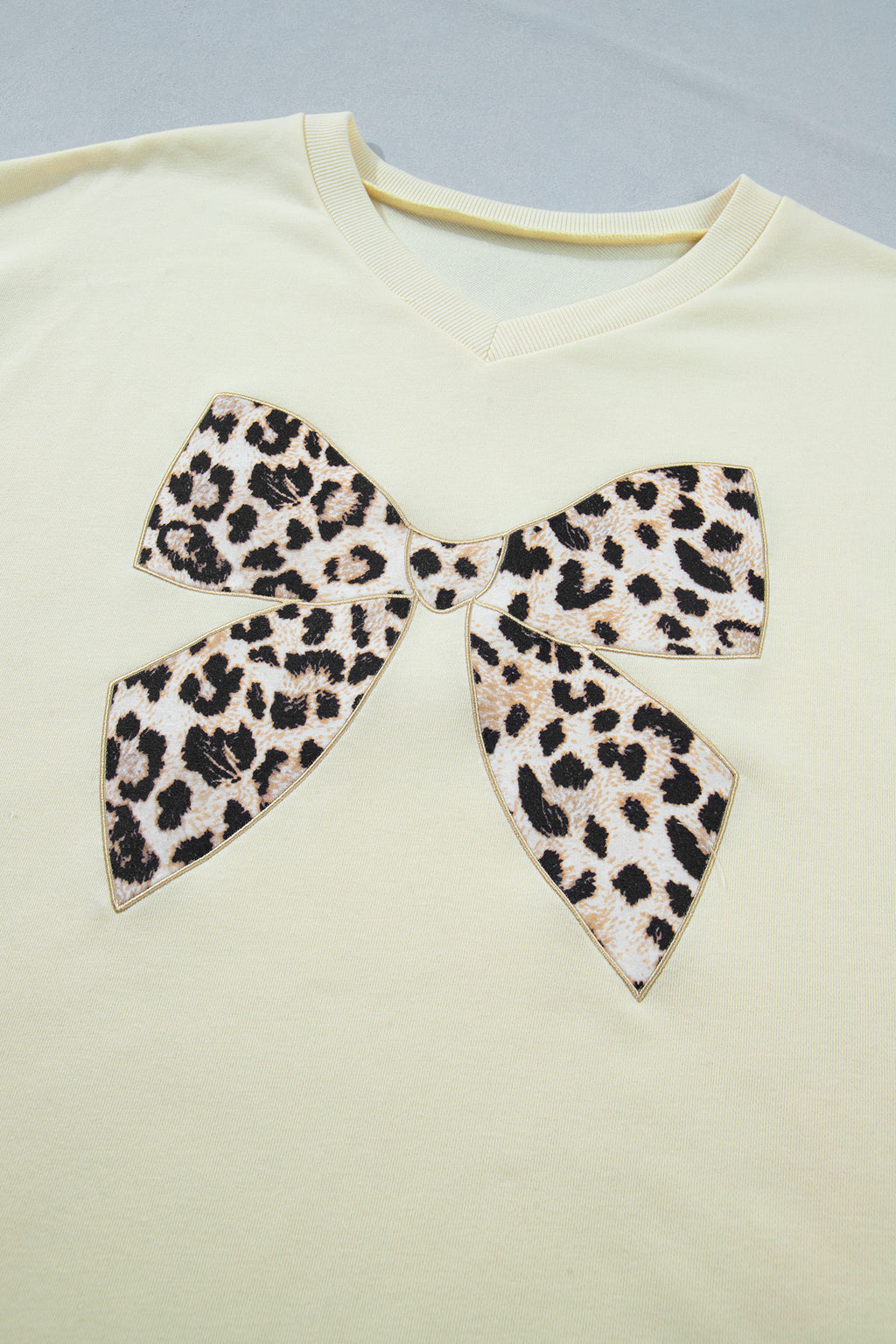 Ivory Leopard Bow Set