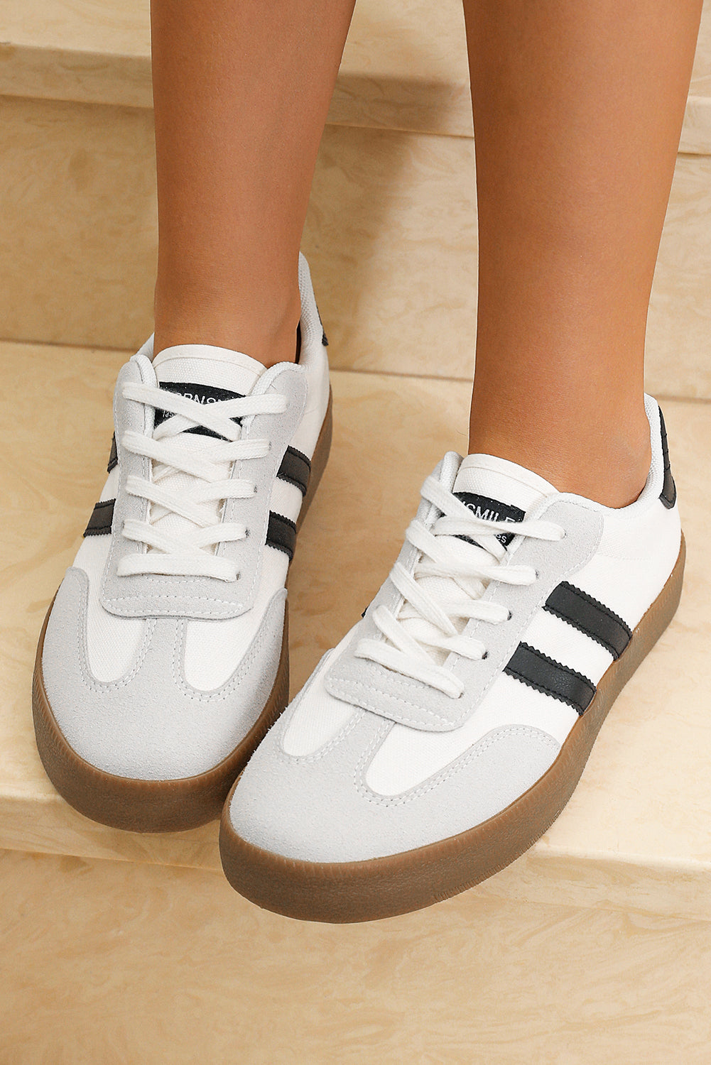 Clean Girl Classic Sneakers