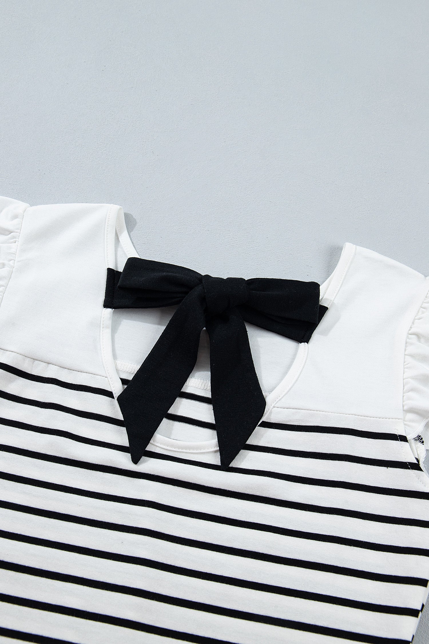White Stripe Contrast Knot Back Ruffle Trim Tank Top
